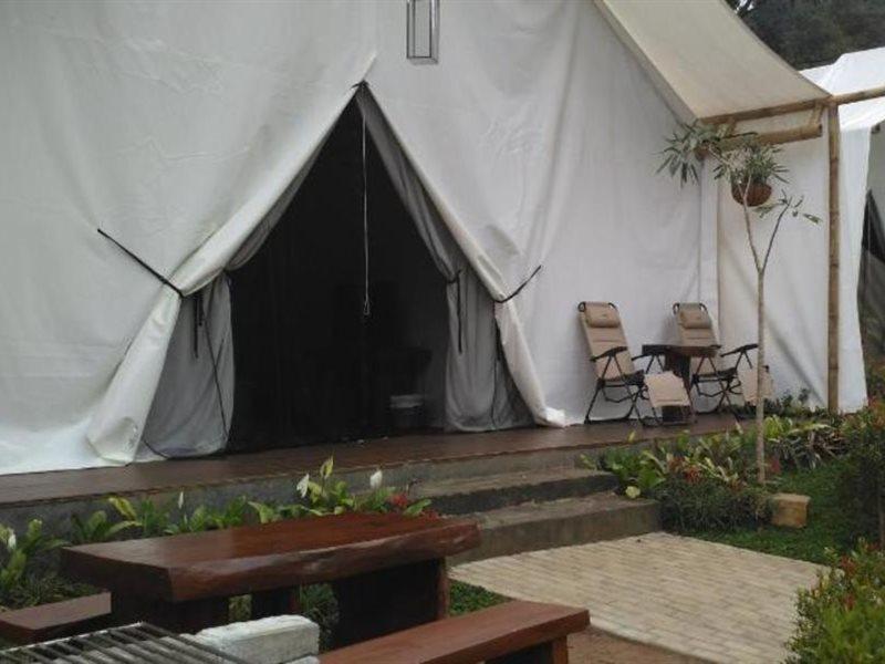 Maribaya Glamping Tent 4* Bandung